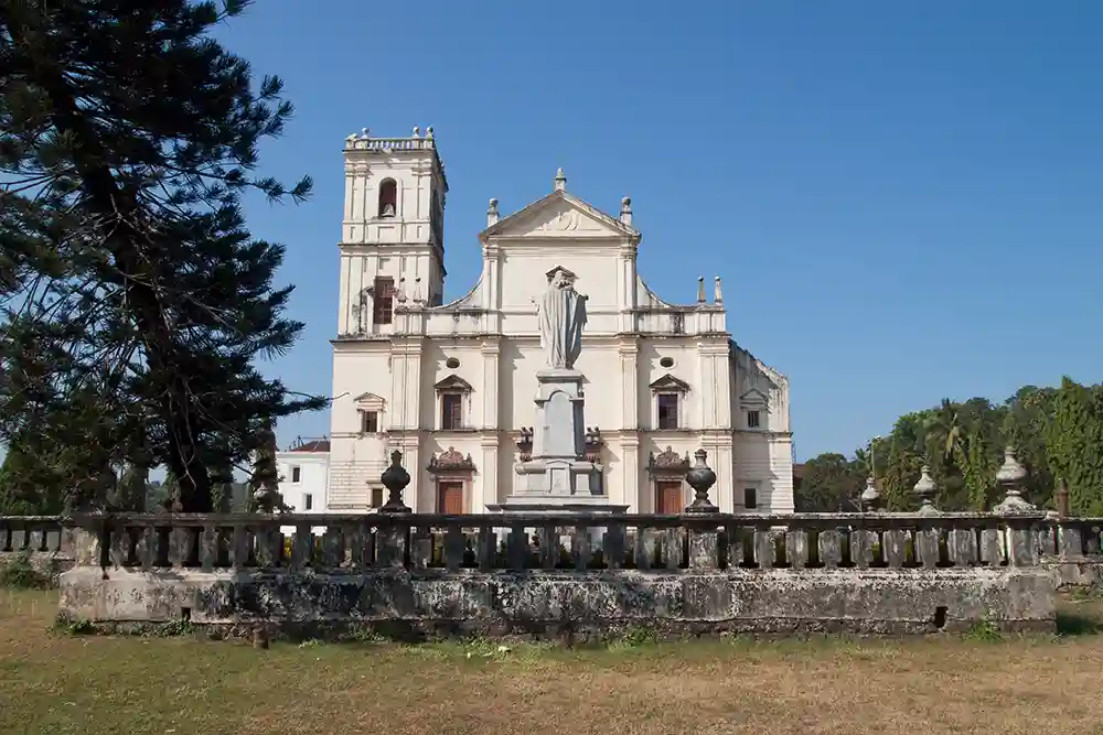 Se Cathedral, Goa, India